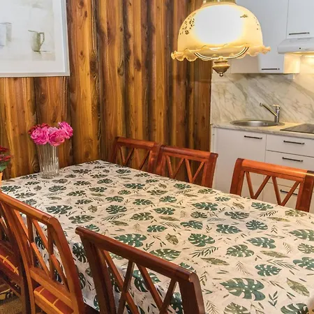 Kylpylae-hotelli- Huone 448 By Interhome